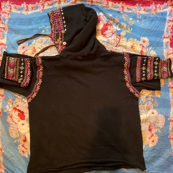 Johnny Was Embroidered Sweatshirt - Picture 3 of 5